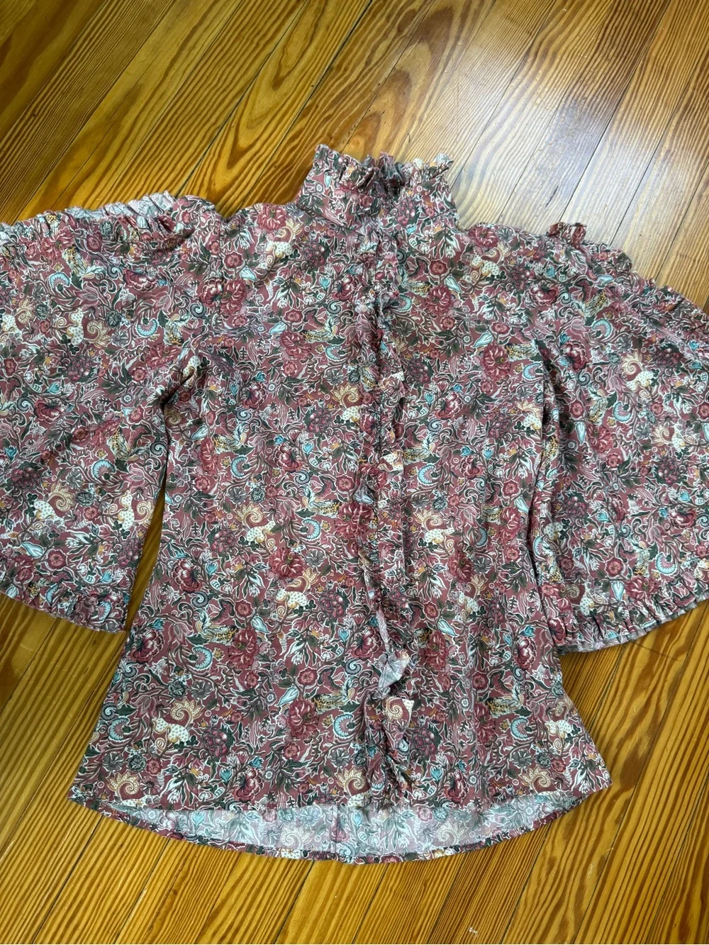 Floral ruffle front butterfly sleeve top by Caroline Constas, small